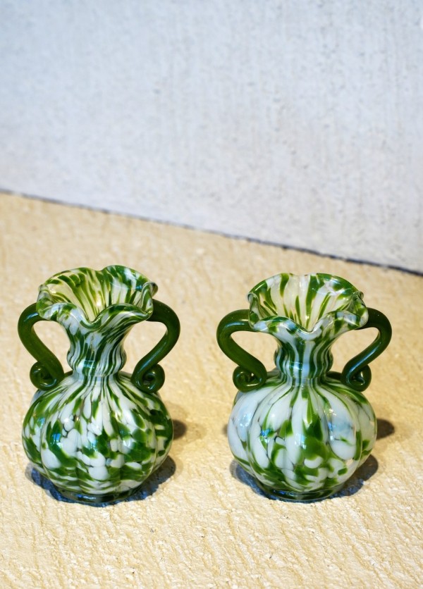 Verdant Swirl Art Vazo